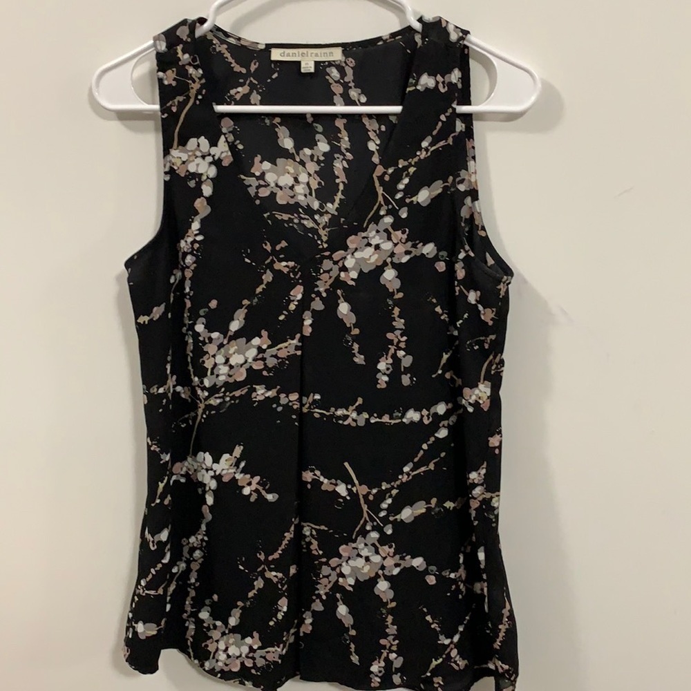 Women’s Daniel rain split front blouse Size XS